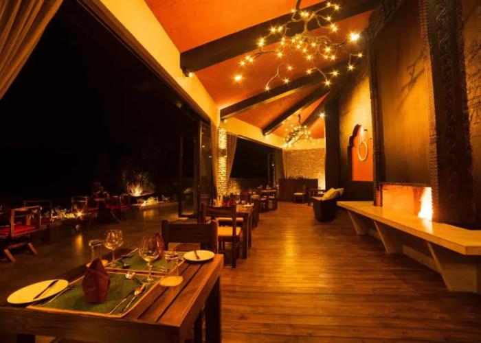 The Pavilions Himalayas Lake View