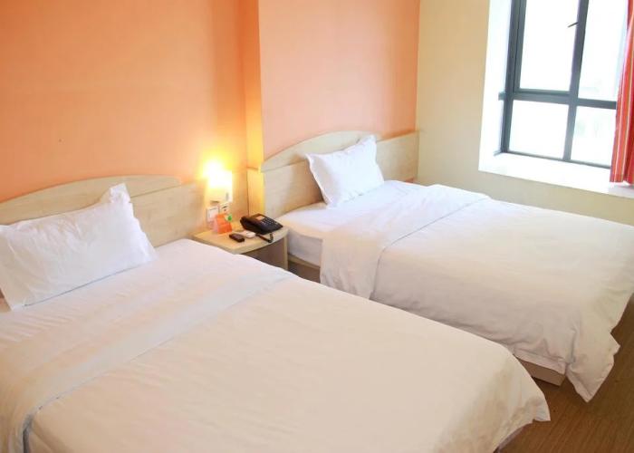 7 Days Inn Changji Dong Fang Plaza Branch