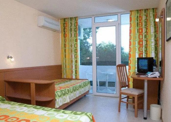 Hotel Compass