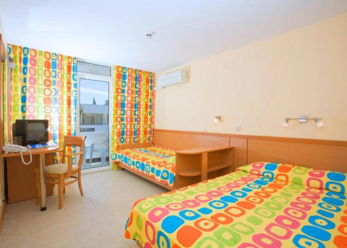 Hotel Compass