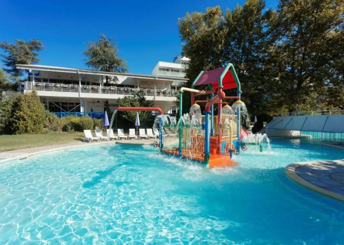 Hotel Sandy Beach