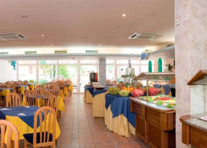 Hotel Oasis
