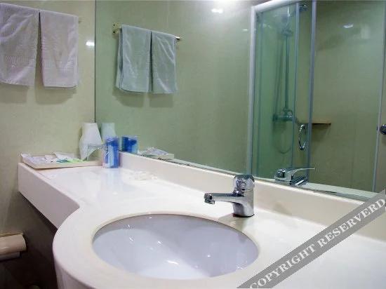 Ruilong Business Hotel