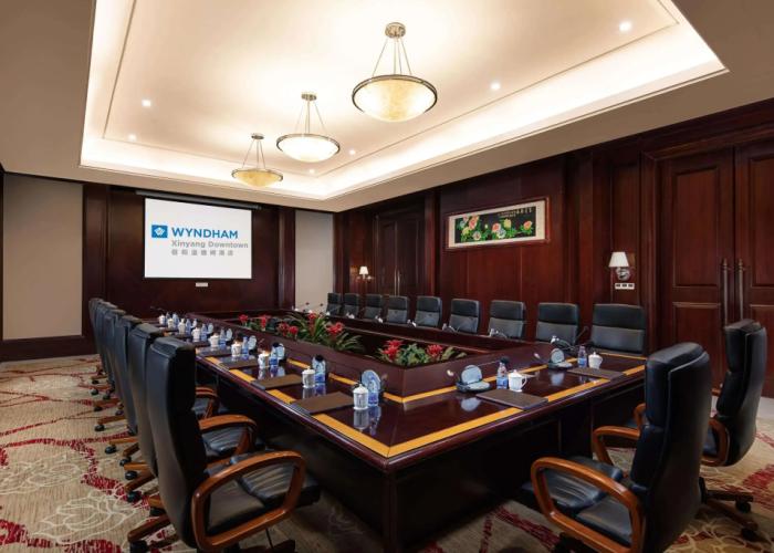 Wyndham Xinyang Downtown
