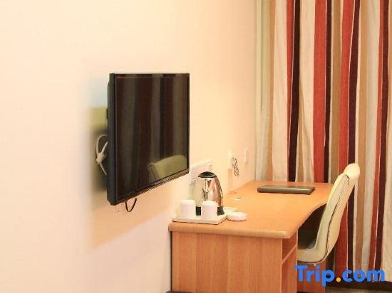 Shankee Hotel (Xinyang Railway Station Tianrun Plaza)