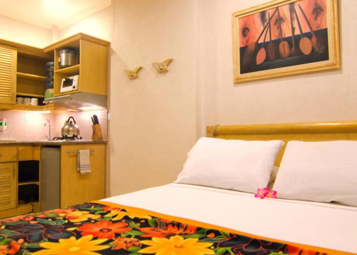 Hawaii Resort Family Suites @ Anyer Beach