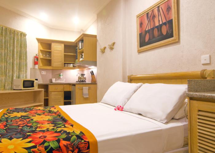 Hawaii Resort Family Suites @ Anyer Beach