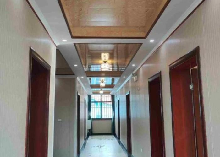 Longhushan Youjian Inn