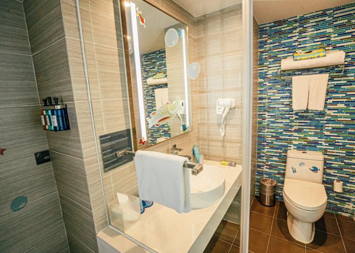 Holiday Inn Express Yingkou Onelong Plaza by IHG