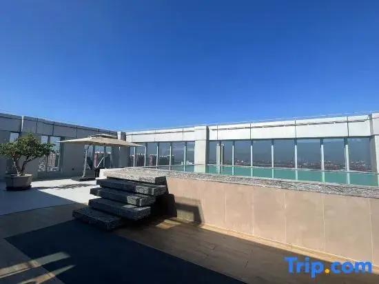 YHotel Leno