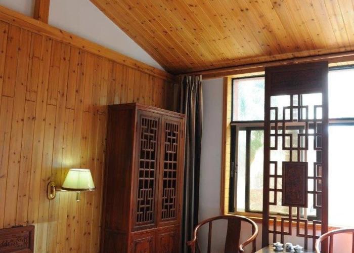 Ruili Hotel