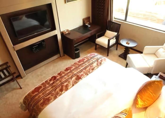 Banghe Hotel