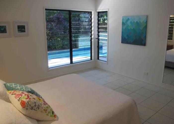 Seascape Luxury Beachfront Holiday House