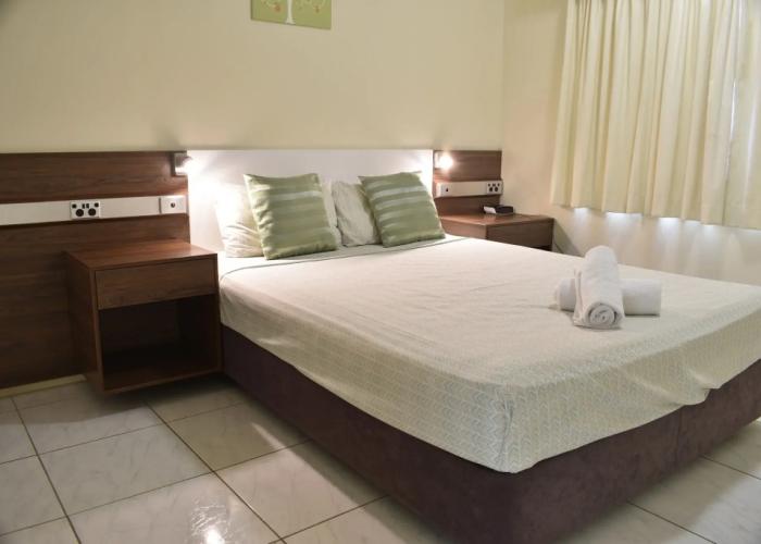 Tradewinds McLeod Holiday Apartments