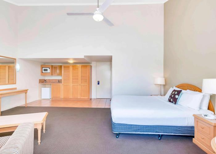 Mercure Cairns