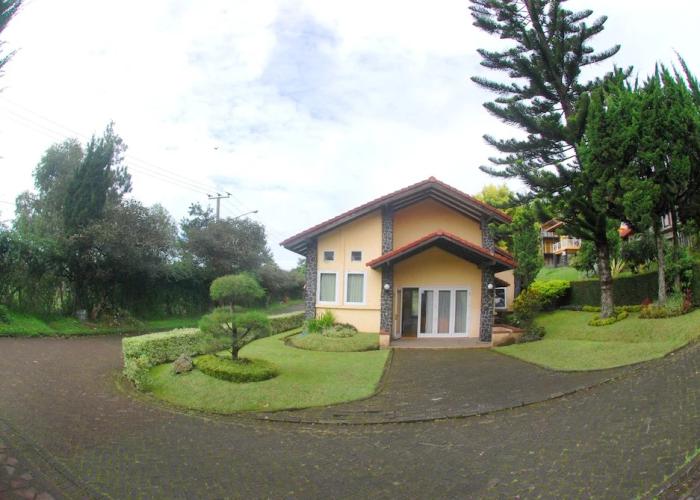 Villa ChavaMinerva Istana Bunga-Lembang