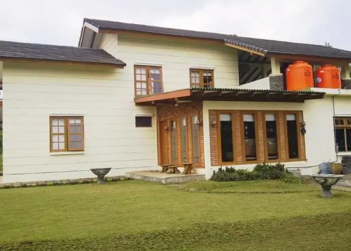 Jason Villa Lembang