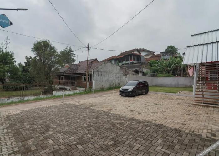 RedDoorz near Lembang Park & Zoo