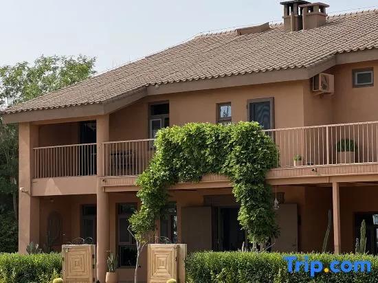 Shahu Fish Lake View Villa