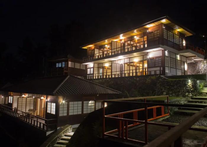 Suarapura Resort and SPA
