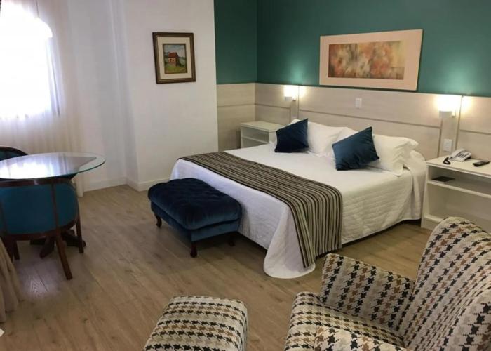 Farina Park Hotel
