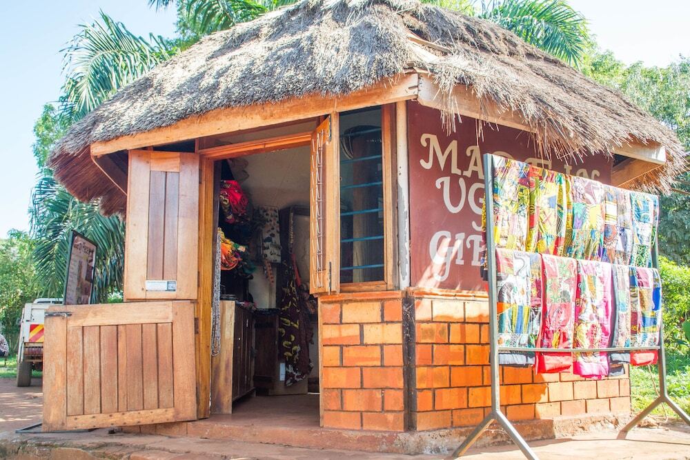 New Court View Hotel