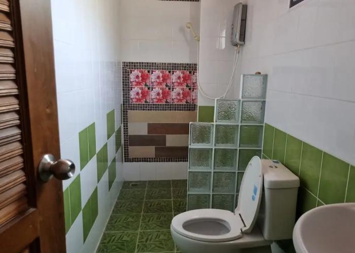 Sawasdee Sichang Resort