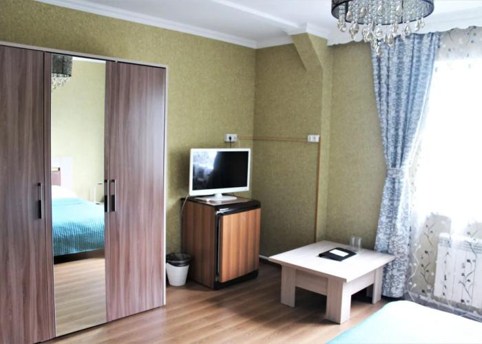 Vyirubovo Hotel
