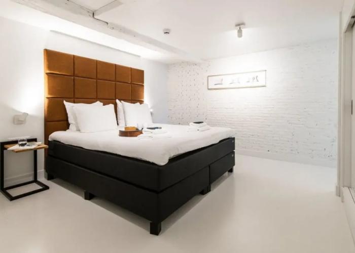 YAYS Amsterdam Prince Island by Numa