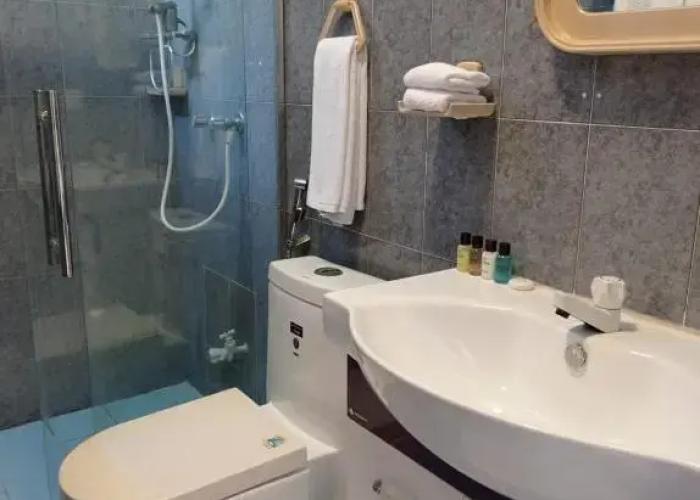 Equator Inn Hotel	