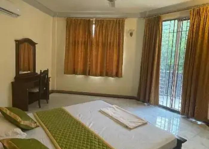 Equator Inn Hotel	