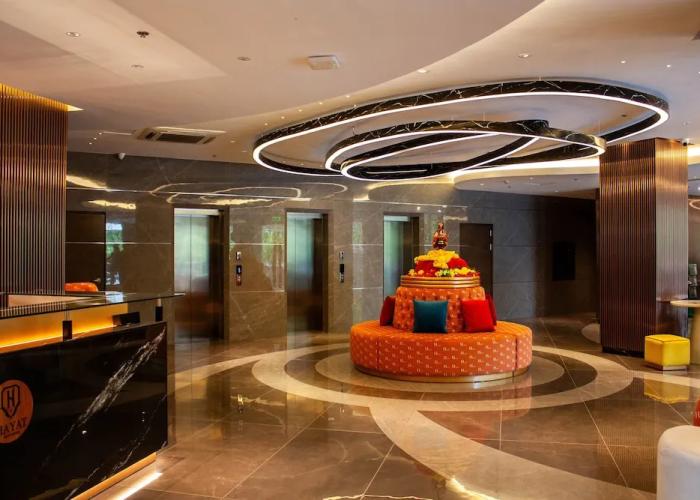 Hayat Sky Towers