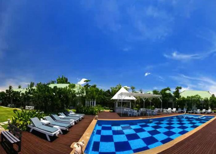 Sea Sky Beach Resort