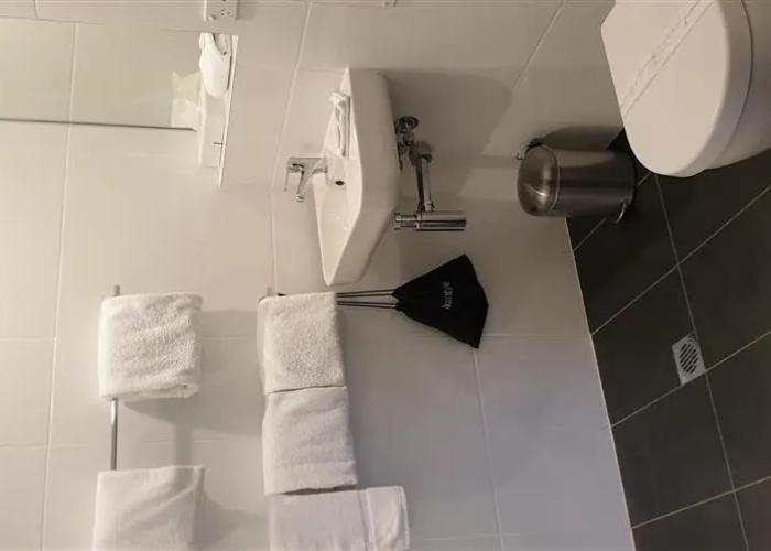 Belconnen Way Hotel Motel and Serviced Apartments