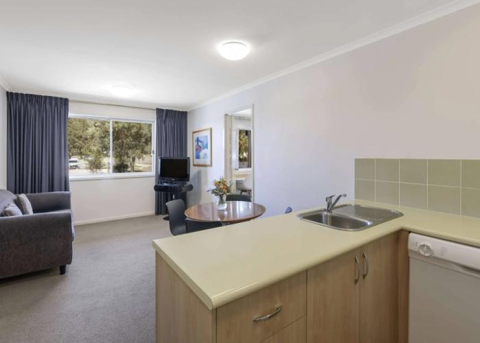 Ramada Encore by Wyndham Belconnen Canberra