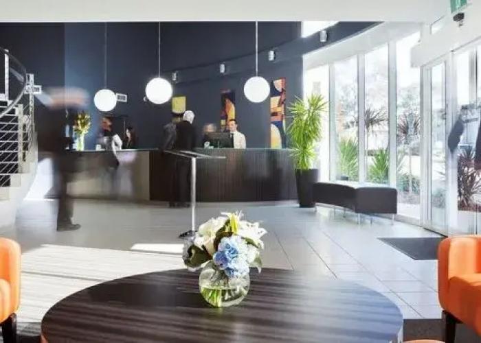 Premier Hotel & Apartments