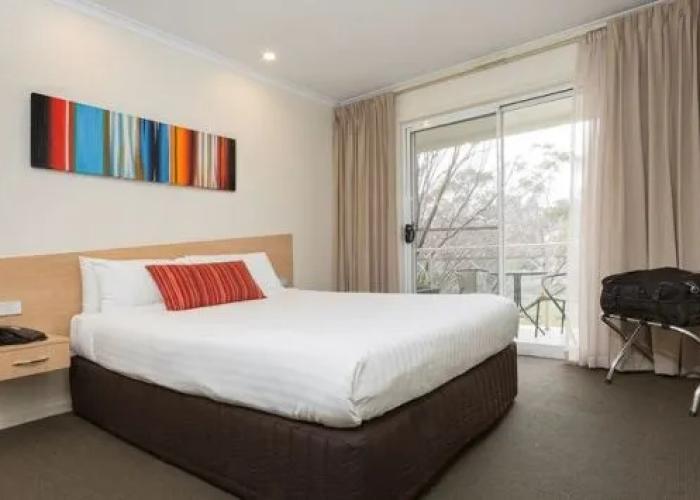 Premier Hotel & Apartments