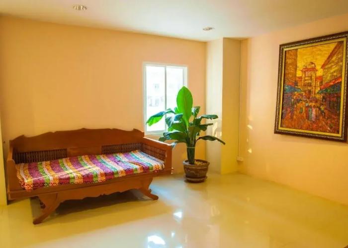 Wattanawan Hotel