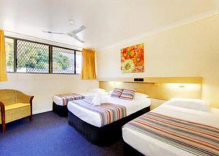 Raintree Motel