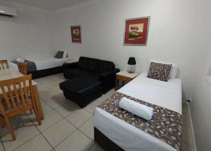 Cascade Motel In Townsville