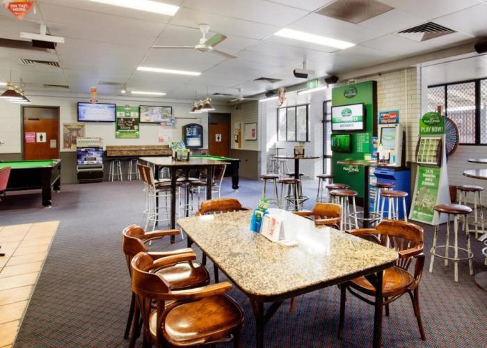 Upper Ross Hotel