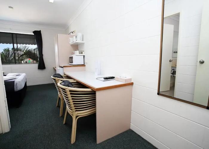 Banjo Paterson Motor Inn
