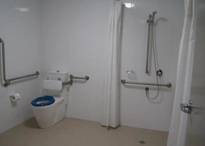 Castle Crest Motel