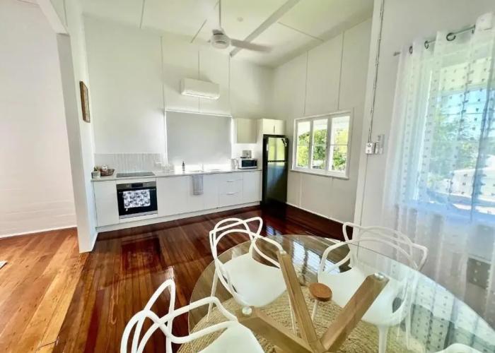 Townsville Suites