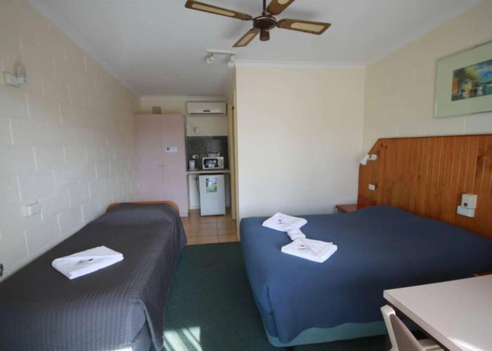 Pelicans Motel San Remo