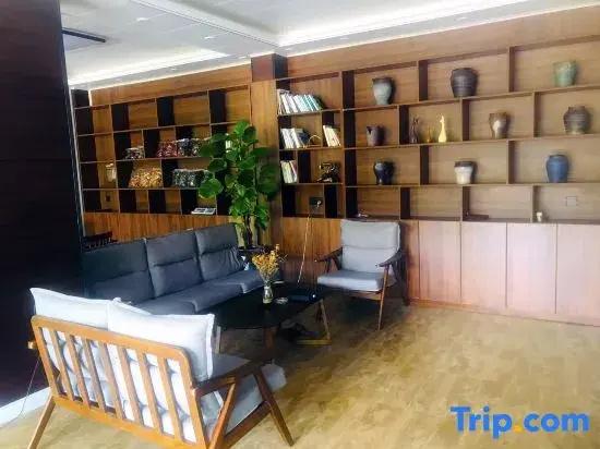 Longji Terrace Panoramic Homestay (Xishan Yule Qianfen Ladder Observation Deck)