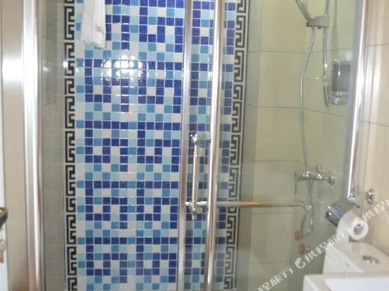 Longying Hotel
