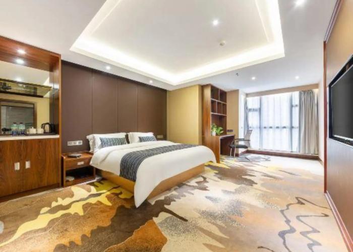 Diqiu Lvbaoshi Hotel