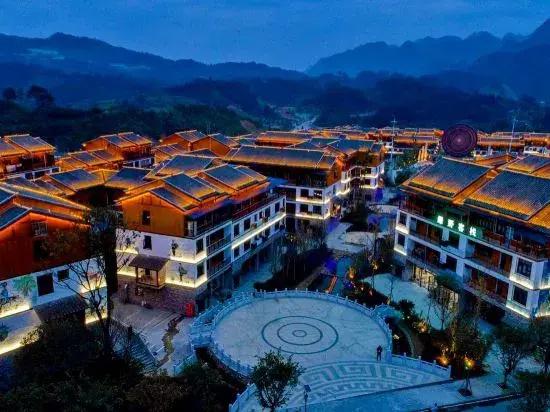 Lvye·Exquisite Mijing Leisure Homestay (Libo Xiaoqikong Scenic Area Dongmen Branch)