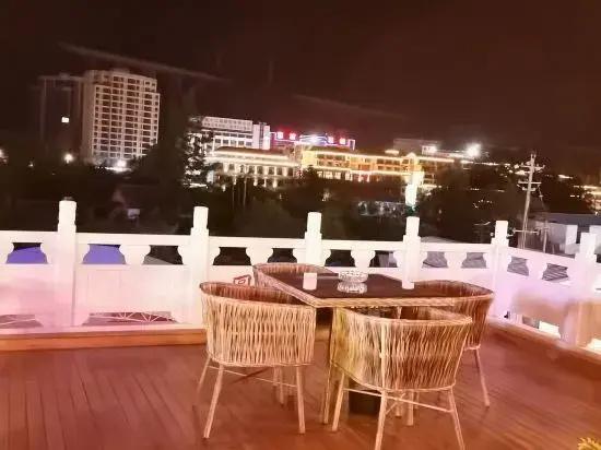 Libo Yueyuan Guesthouse